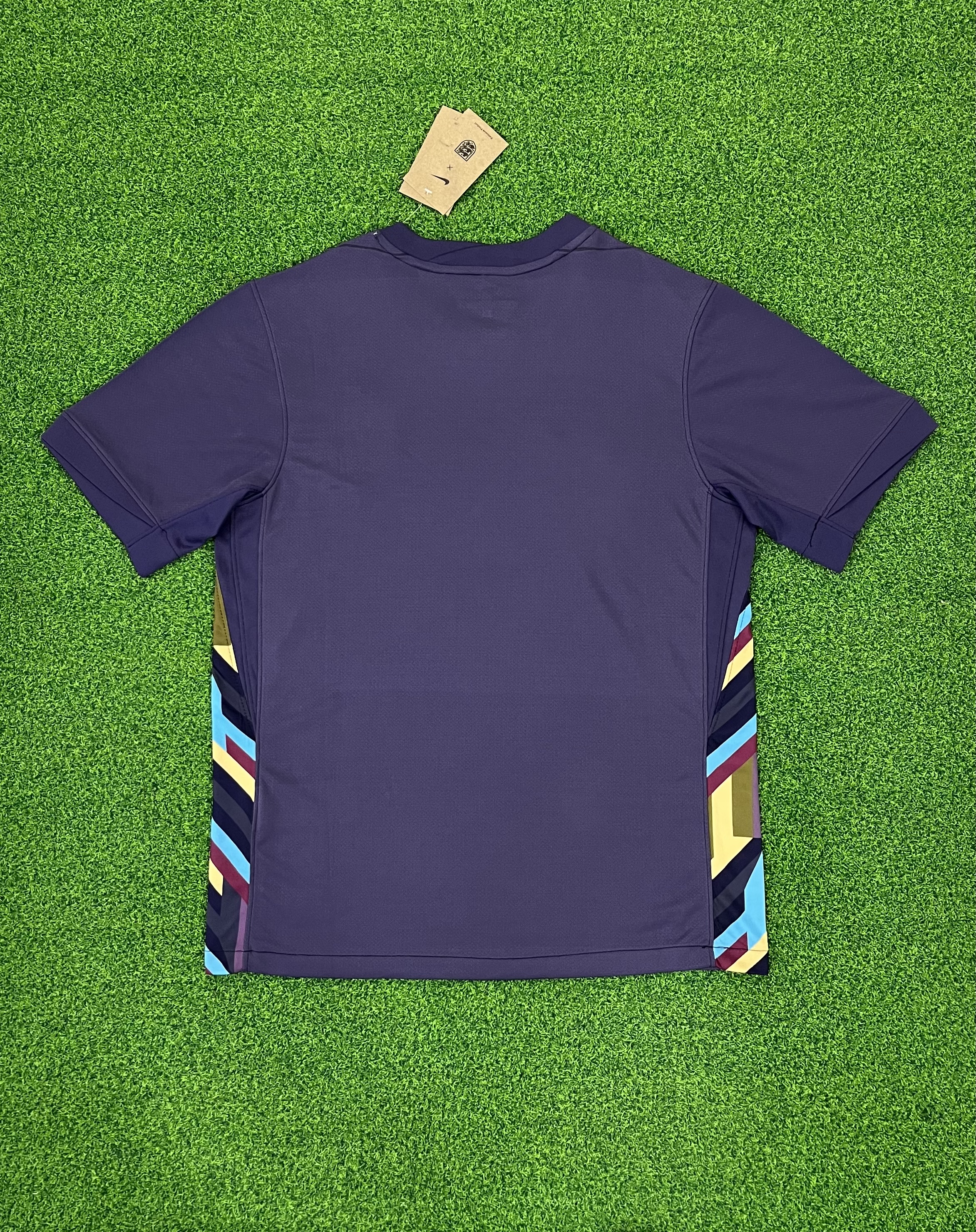 2425 England away jersey...Player embroidery version