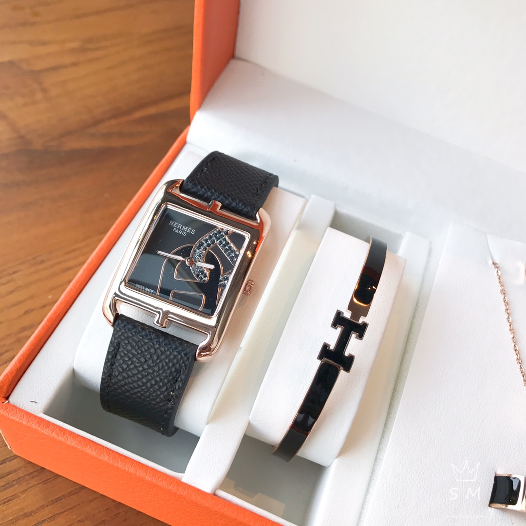 TOP HERMES H Logo Watch Bracelet Necklace Earrings Ring Set