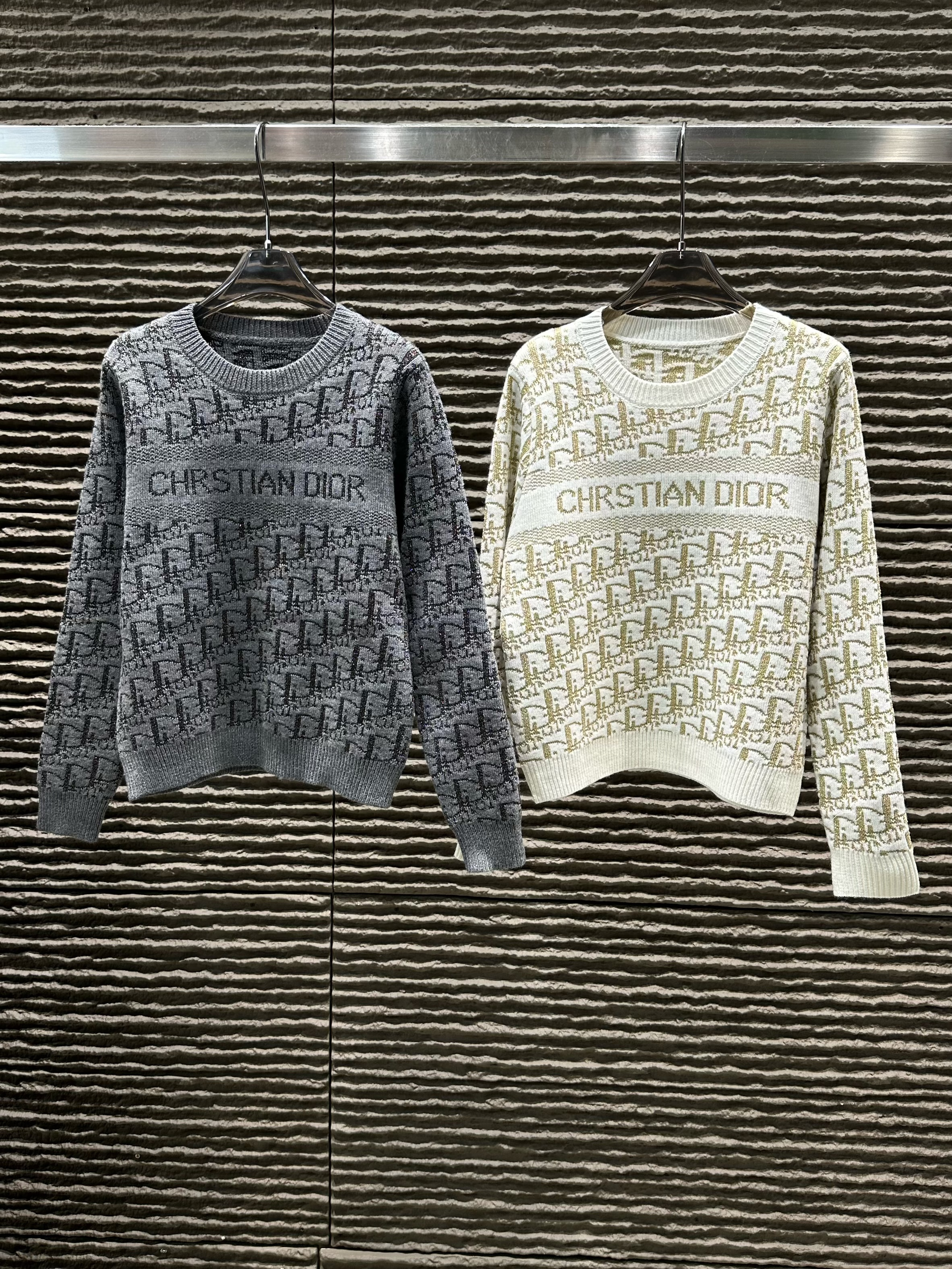 TOP Christian Dior Sweater  - 2 Colors