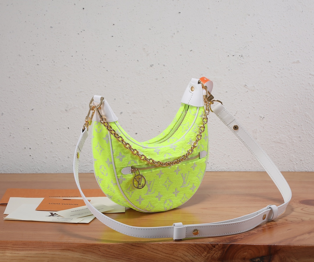 TOP Louis Vuitton LV Monogram Jacquard Flannel Loop Half-Moon Underarm Bag 23 x 13 x 6 cm-Yellow