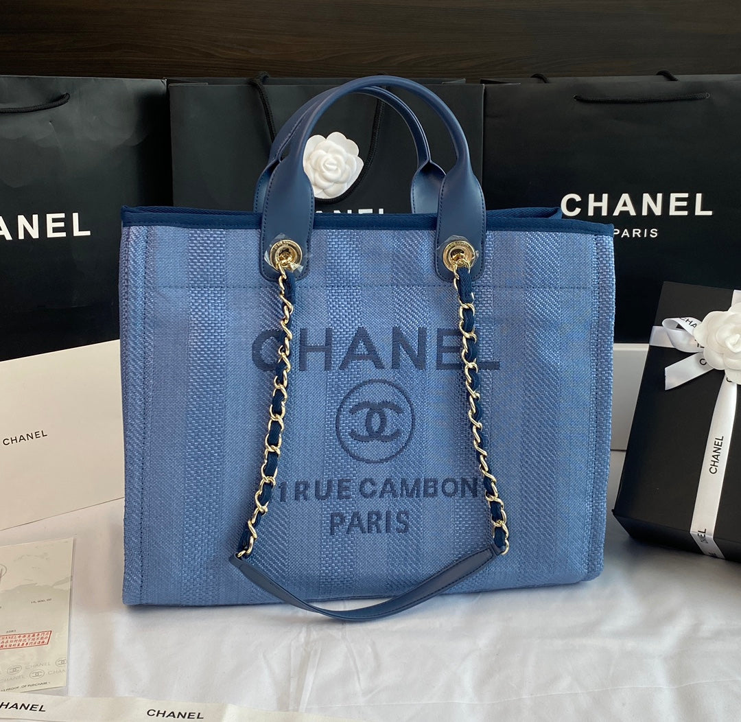 TOP CHANEL Deauville Tote - Blue
