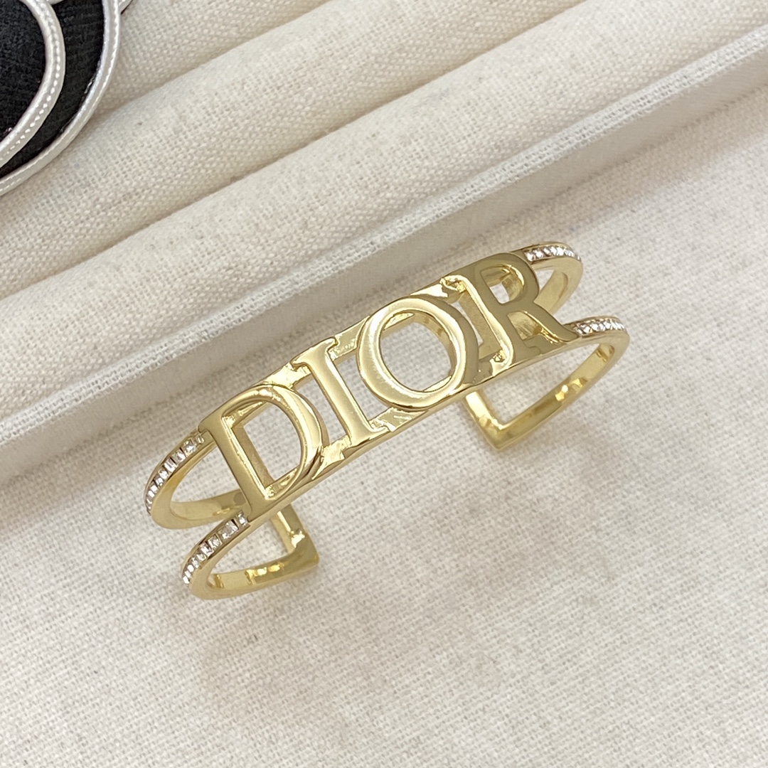 TOP Christian Dior Bracelet - Gold