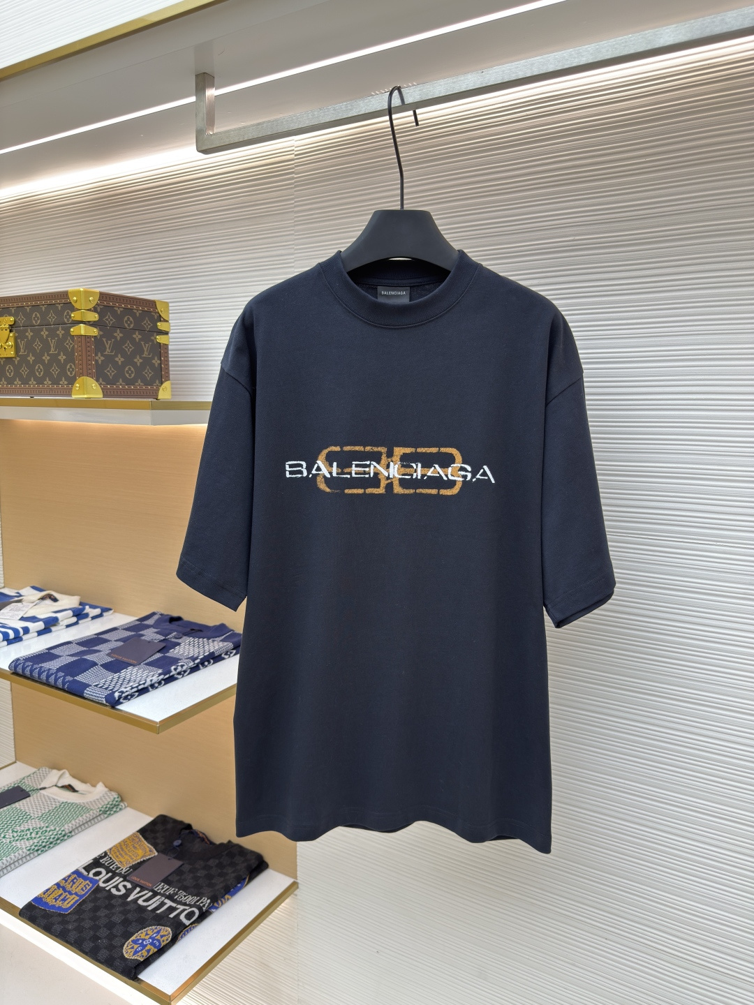 Balenciaga 做旧字母印花T恤