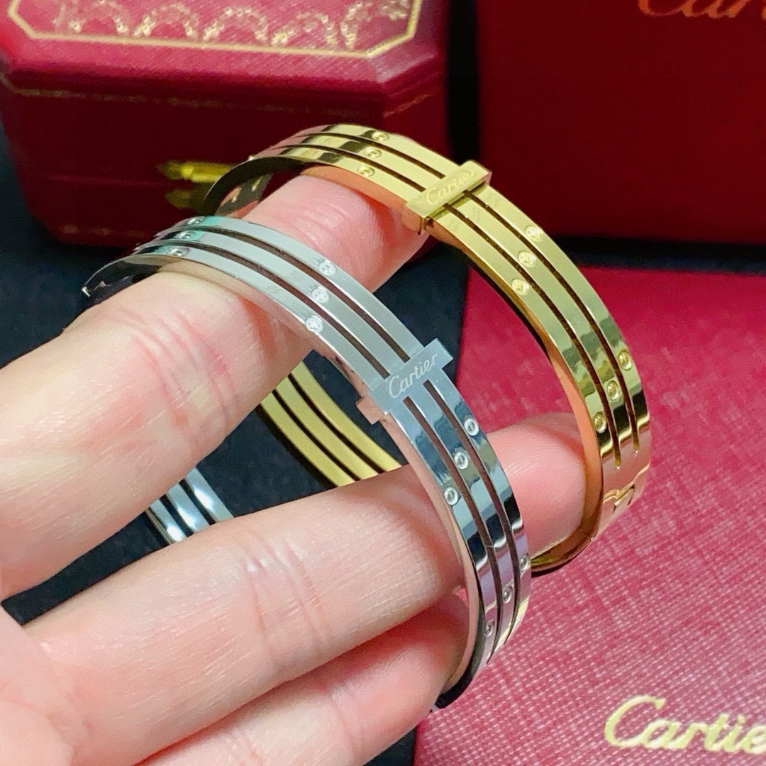 TOP Cartier Bracelet - 2 Colors