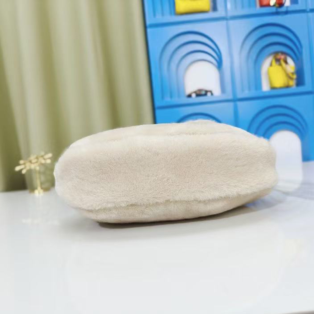 Louis Vuitton Ski edition of the Bella handbag (Replica)