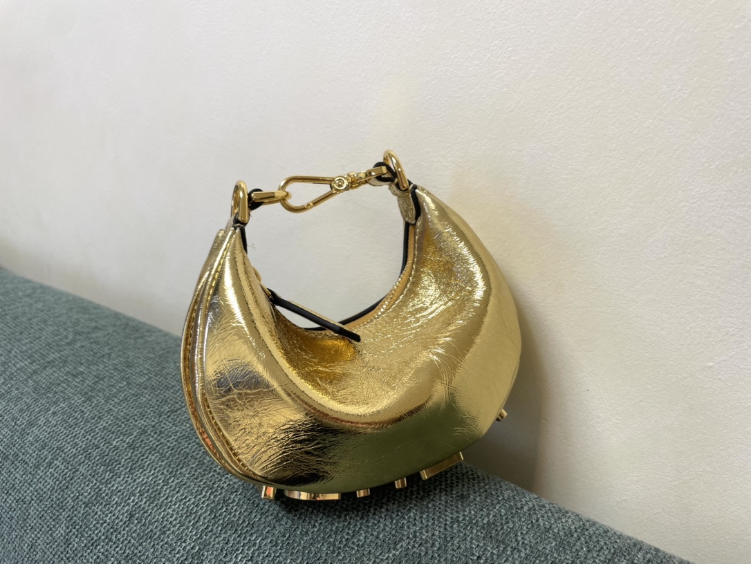 TOP FENDI Graphy Mini Bag - Gold