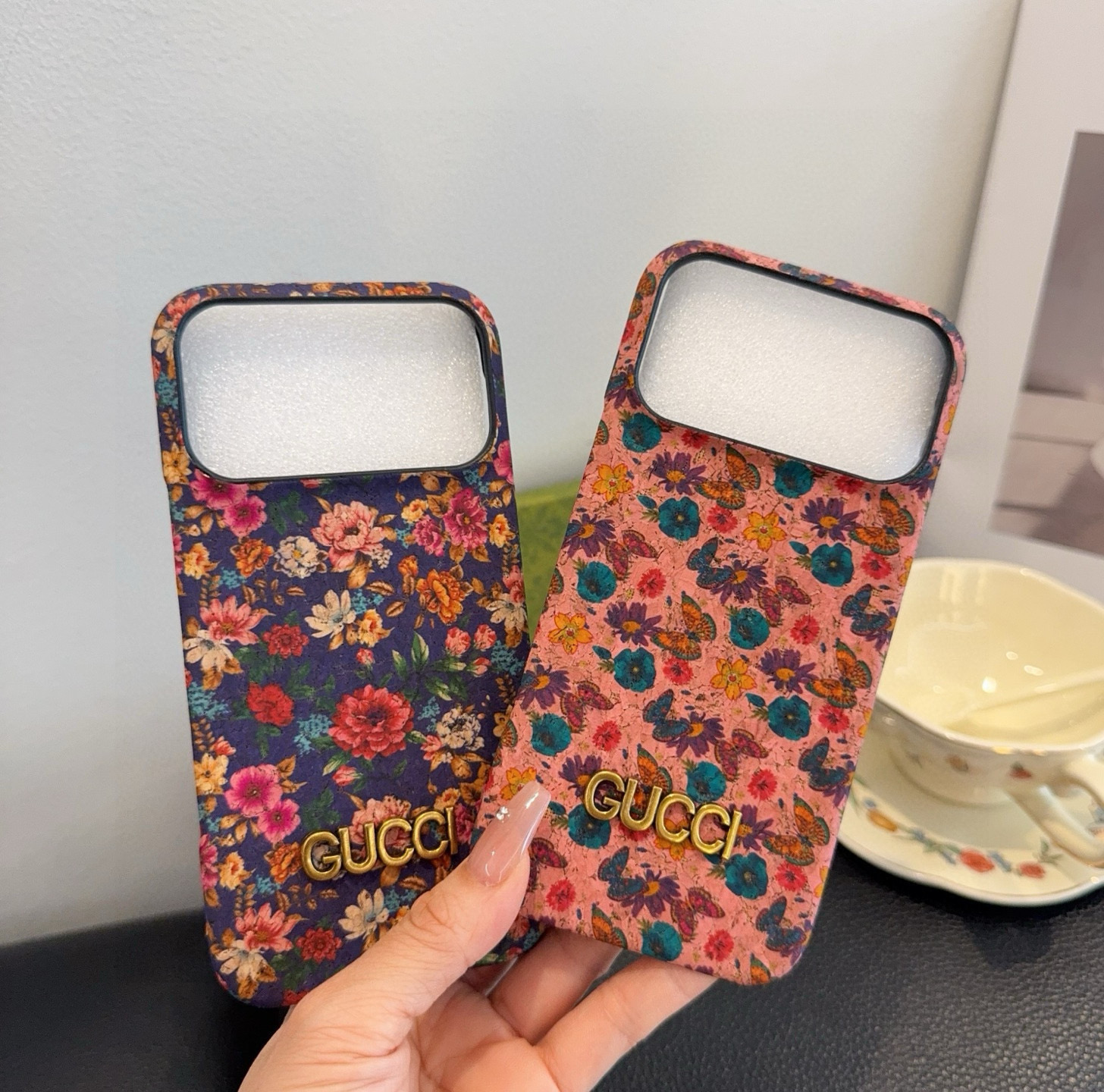 TOP GUCCI Iphone Phone Case - 2 Colors