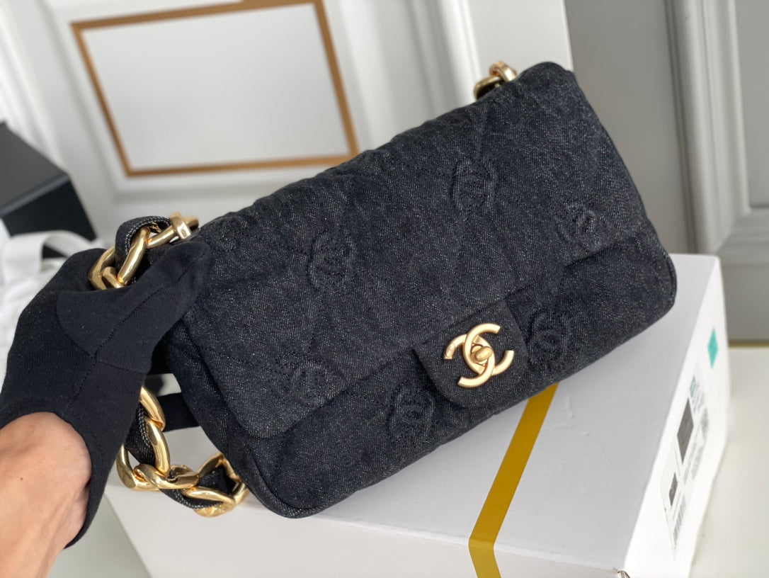 TOP CHANEL Classic Flap Bag 22S Denim FunkyTown Small 14.5*23*6CM - Black & GHW