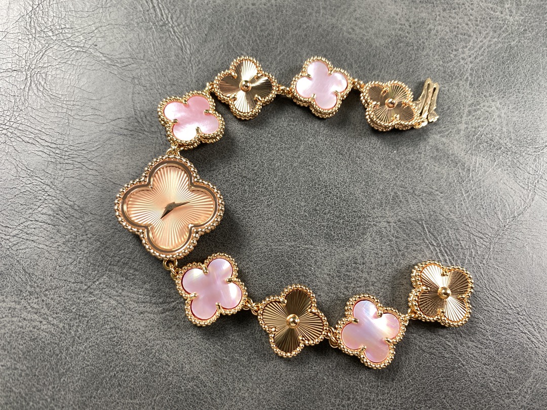 TOP Van Cleef & Arpels Sweet Alhambra Bracelet Watch - Gold
