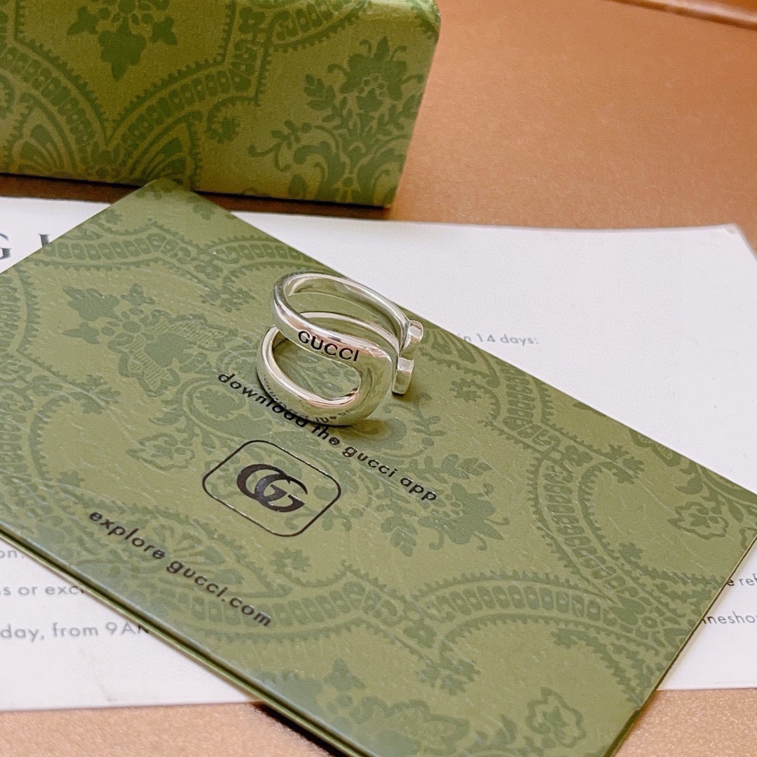 TOP GUCCI GG Ring - Silver