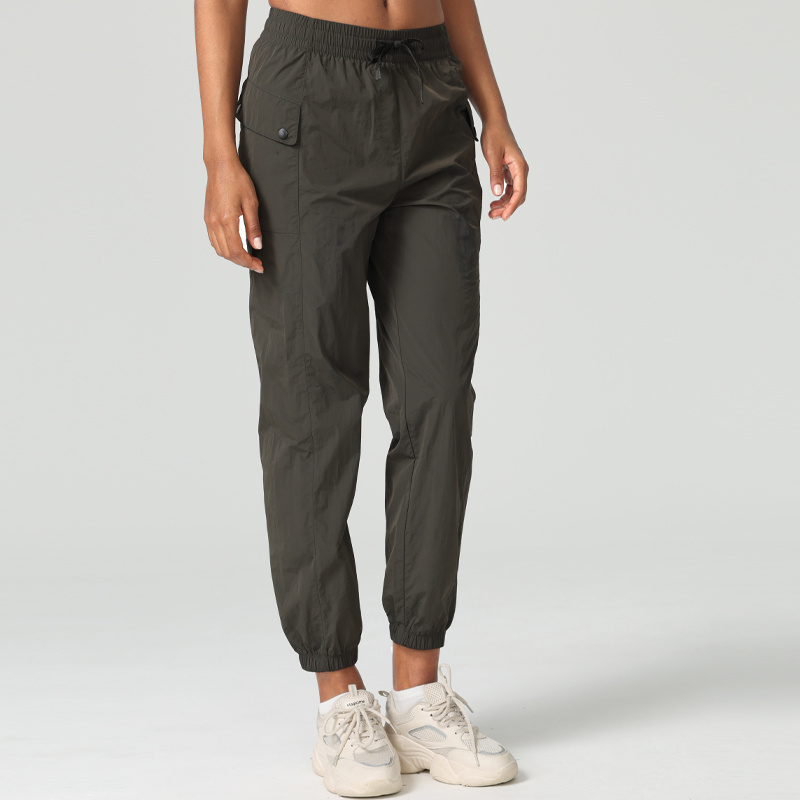 Womens Woven UPF 50 Lightweight Cargo Pant