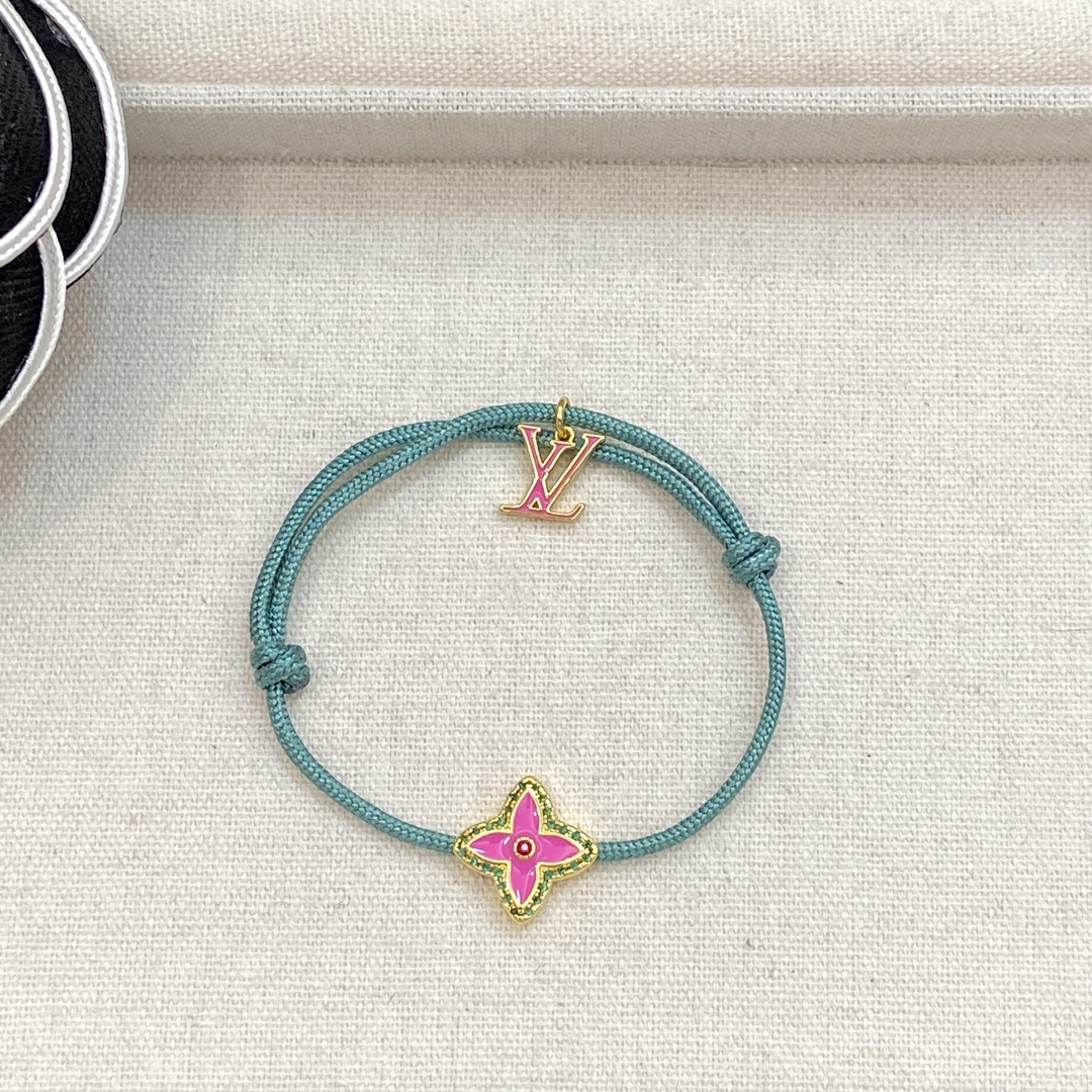 TOP Louis Vuitton LV Bracelet - 4 Colour
