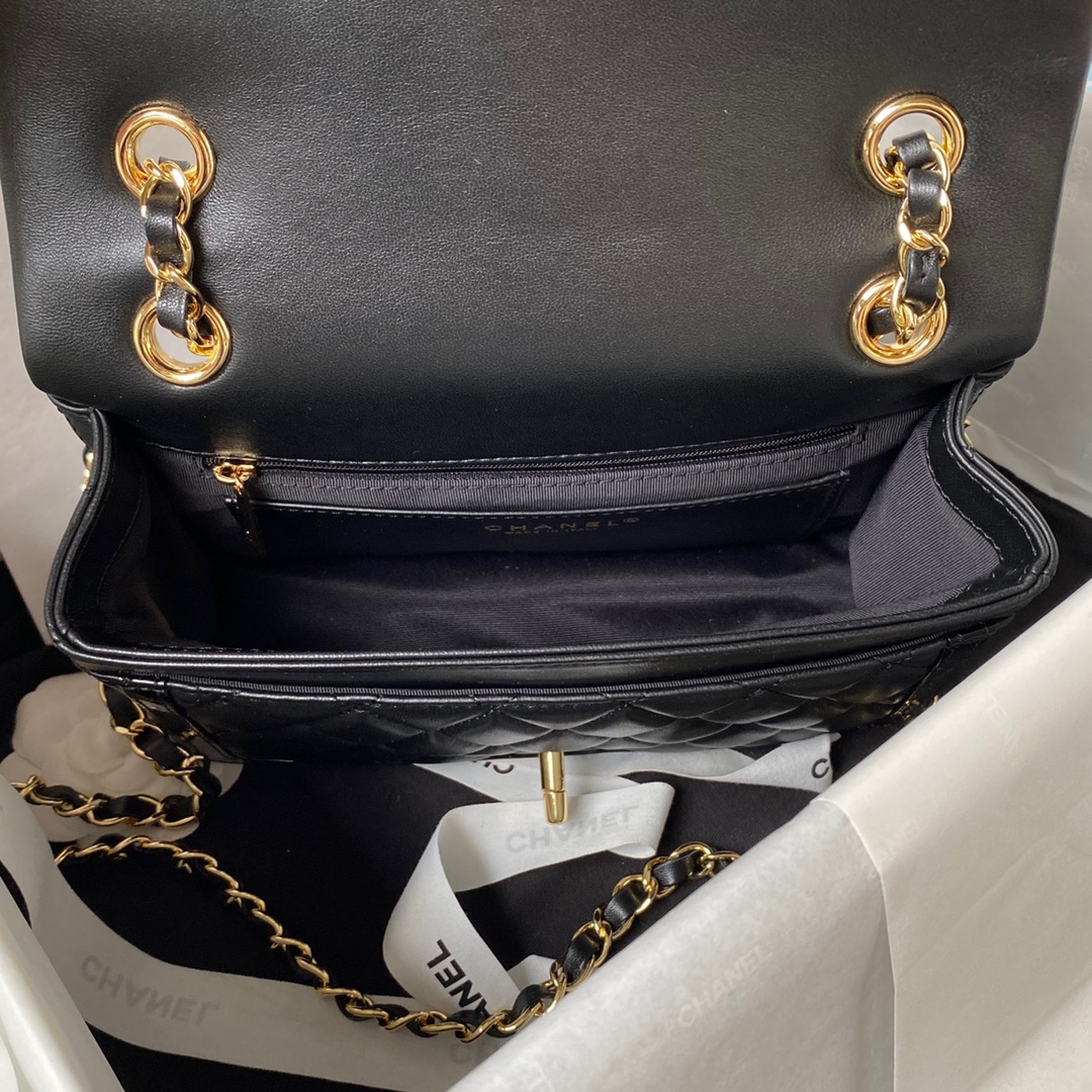 TOP CHANEL AS4289 Panda Retro Style Black And White Color Matching Bag 16×23×6cm - Black & GHW