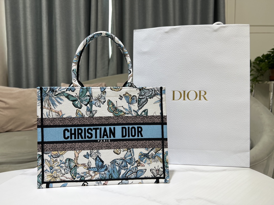TOP Christian Dior Butterfly Embroidery Pattern Tote Handbags 21.5cm/36cm - 2 Sizes