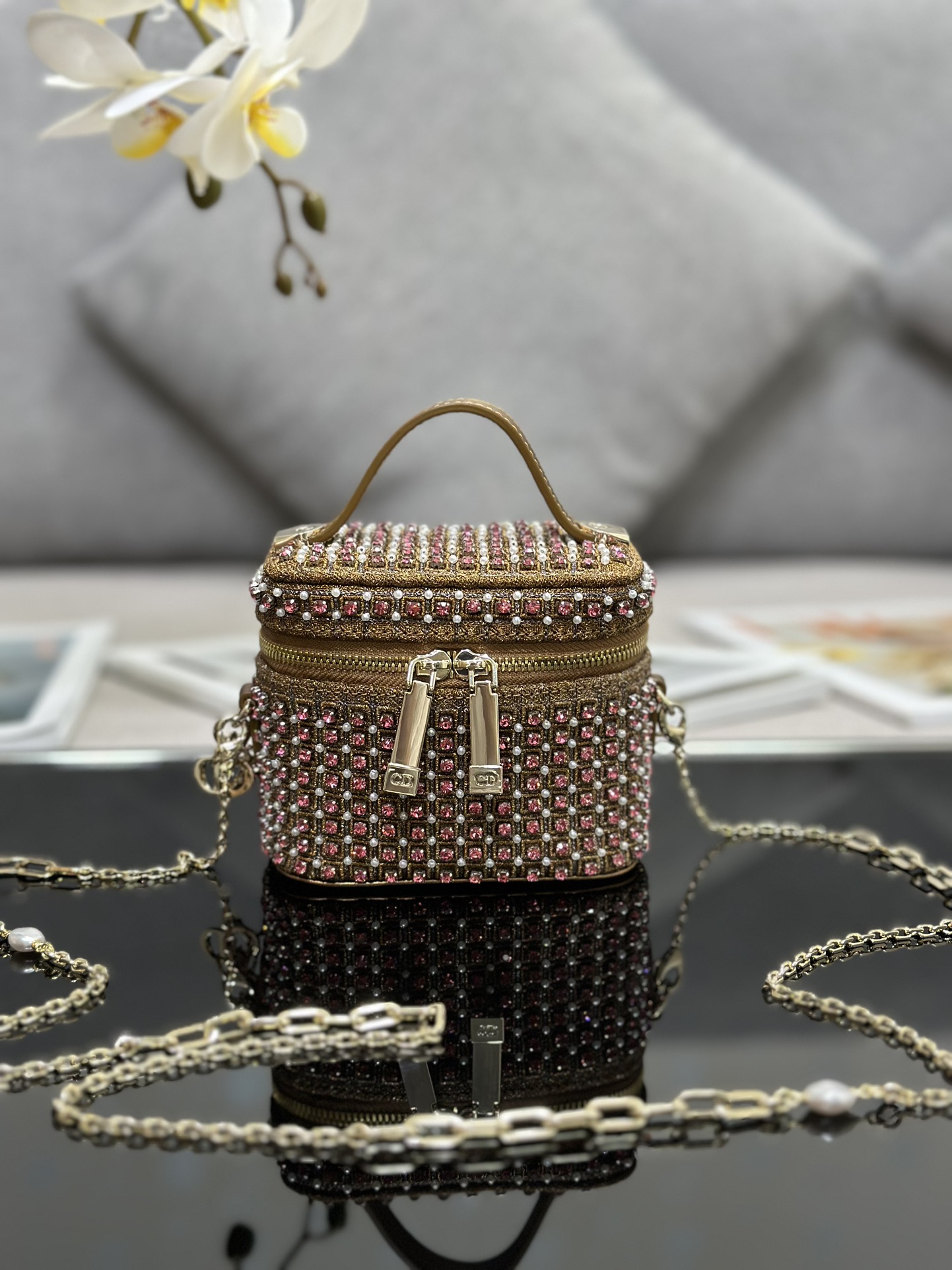 TOP Christian Dior Mini Makeup Bag Embroidered With Red Diamonds 11*10*7 - Gold&Red