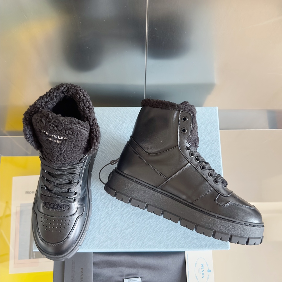 TOP PRADA  Sneakers - 2 Colors