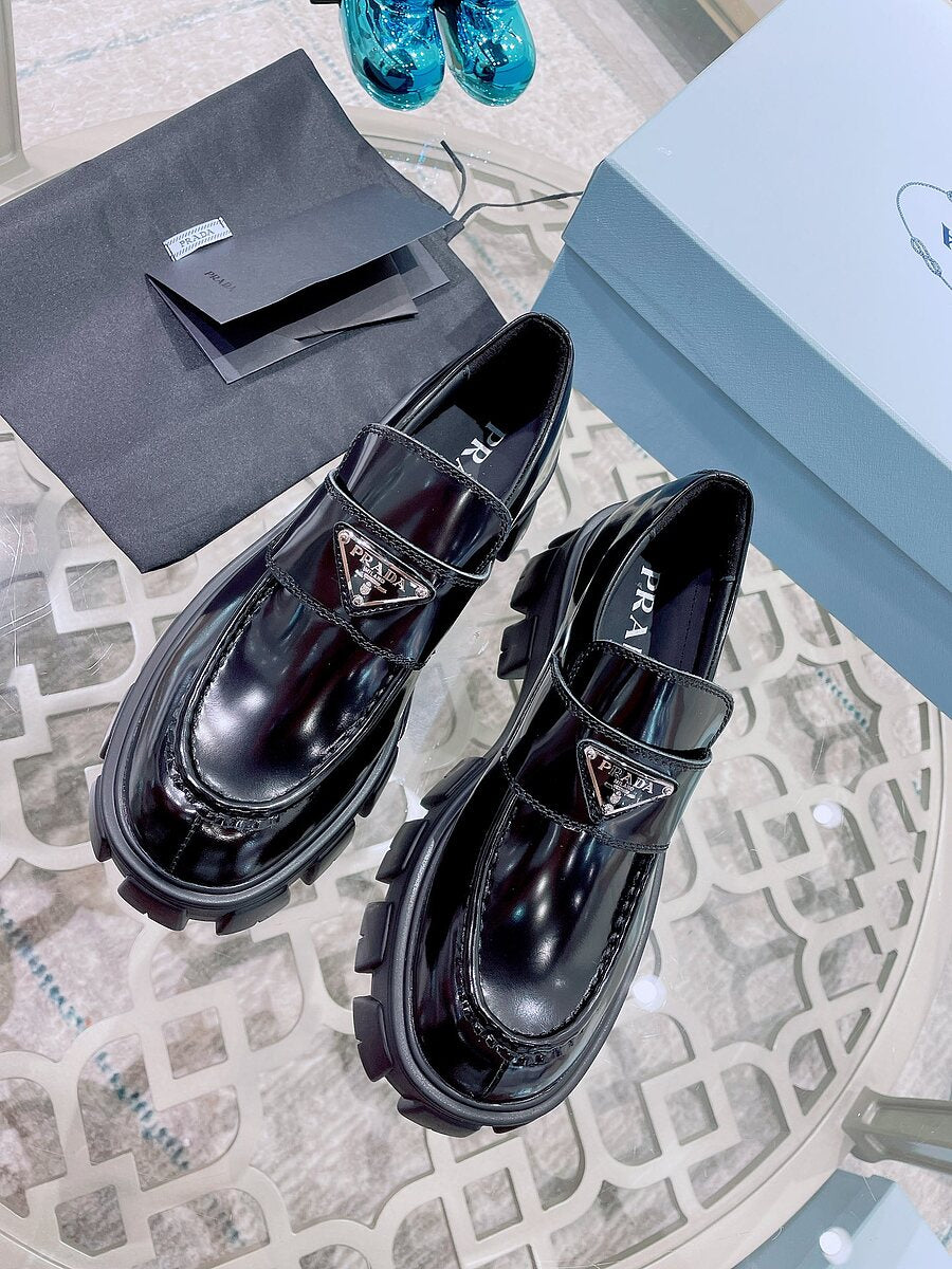 TOP PRADA Brushed Leather Logo Chunky Loafers- Black