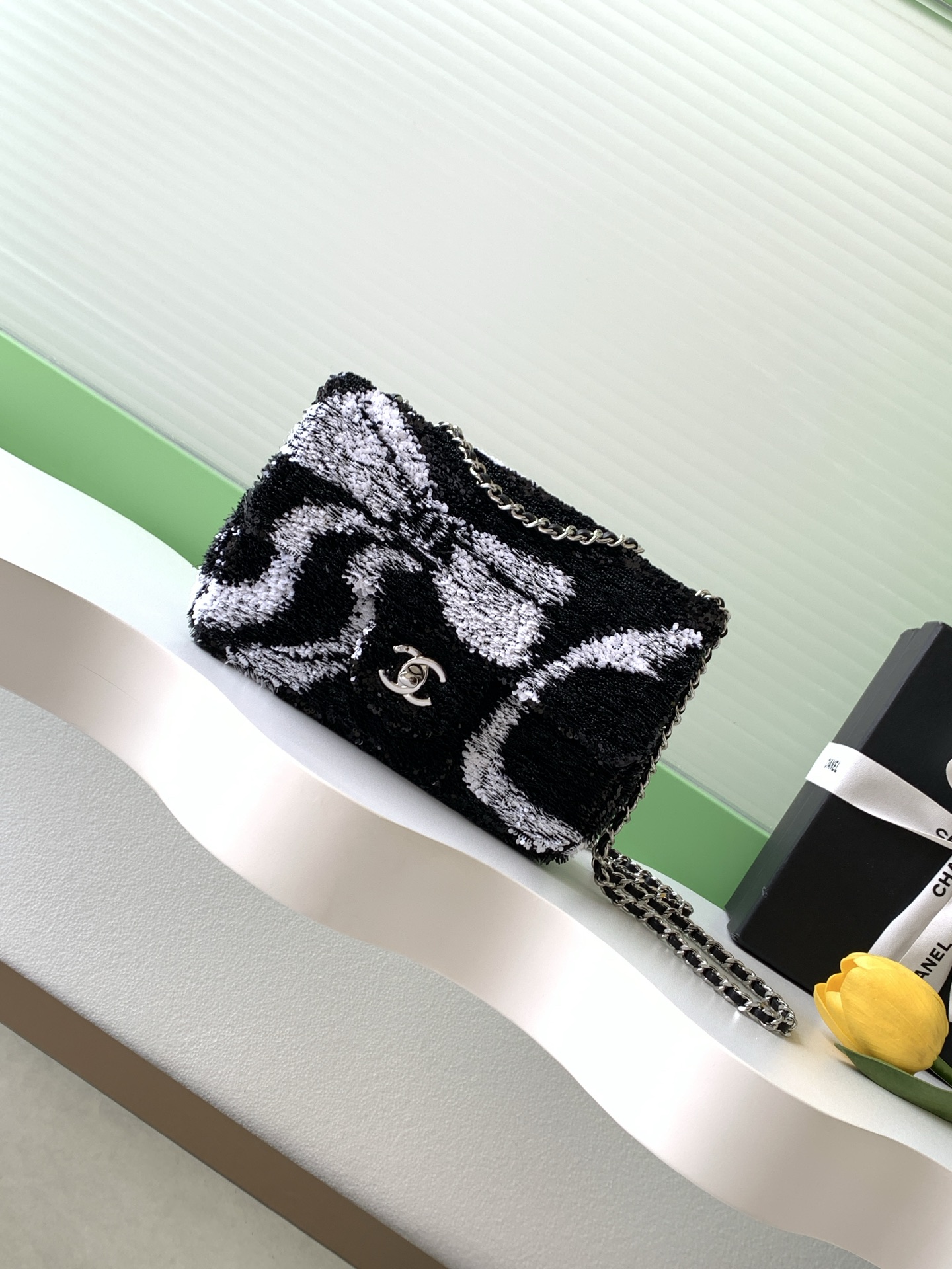 TOP CHANEL Classic Flap Bag CF Sequins 21*14*8cm - 4 Colors