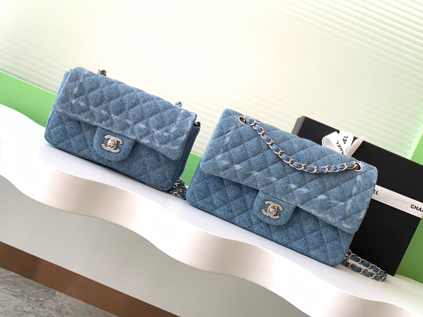 TOP CHANEL Printed Flap Bag 20cm/25cm - Denim