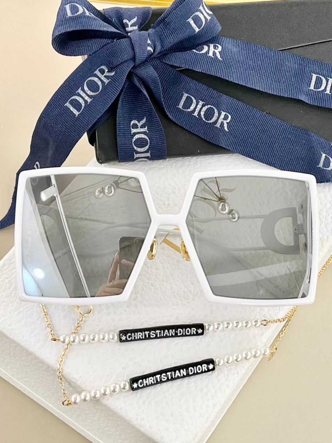 TOP Christian Dior Sunglasses - 3 Colors  （no chain）