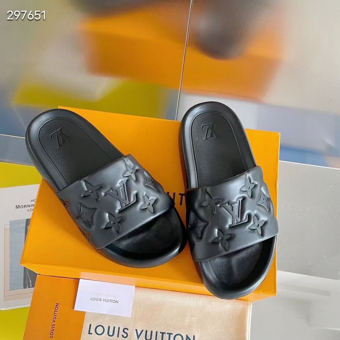 TOP Louis Vuitton LV L*V Men's Slippers - 5 Color