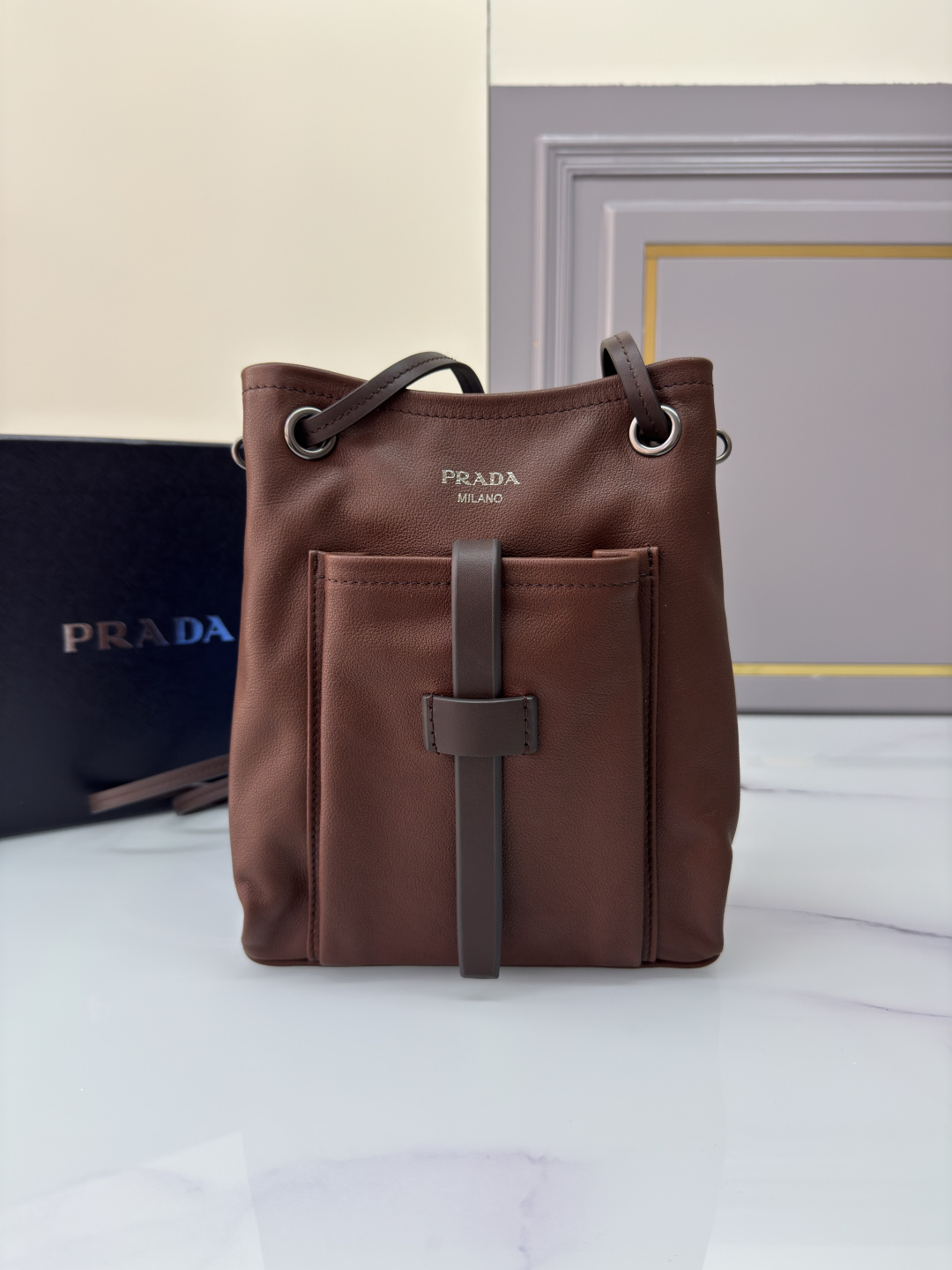 TOP PRADA Cowhide Tote Bag 25x24CM - Brown