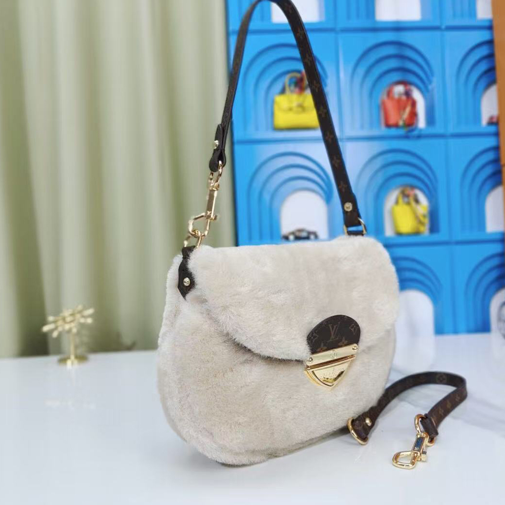 Louis Vuitton Ski edition of the Bella handbag (Replica)