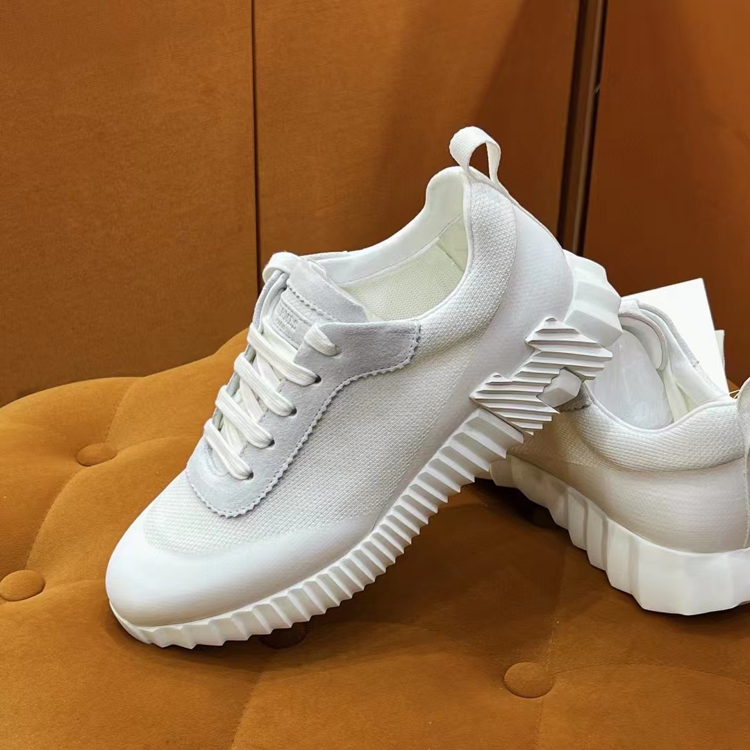 TOP HERMES Sneakers - White with 9 Different Logos
