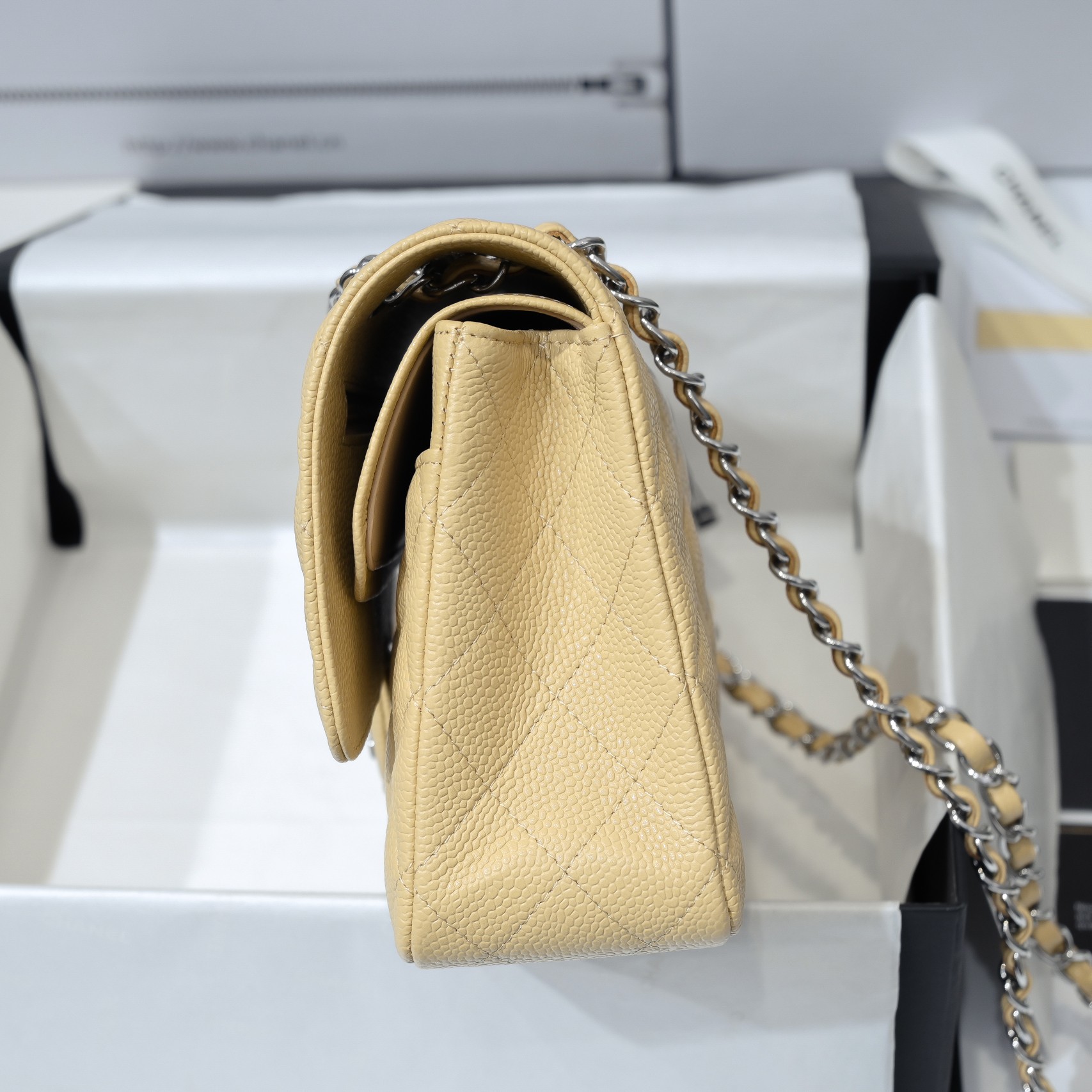 TOP CHANEL Classic Flab Bag Medium 15.5x25.5x6.5cm - Yellow&SHW