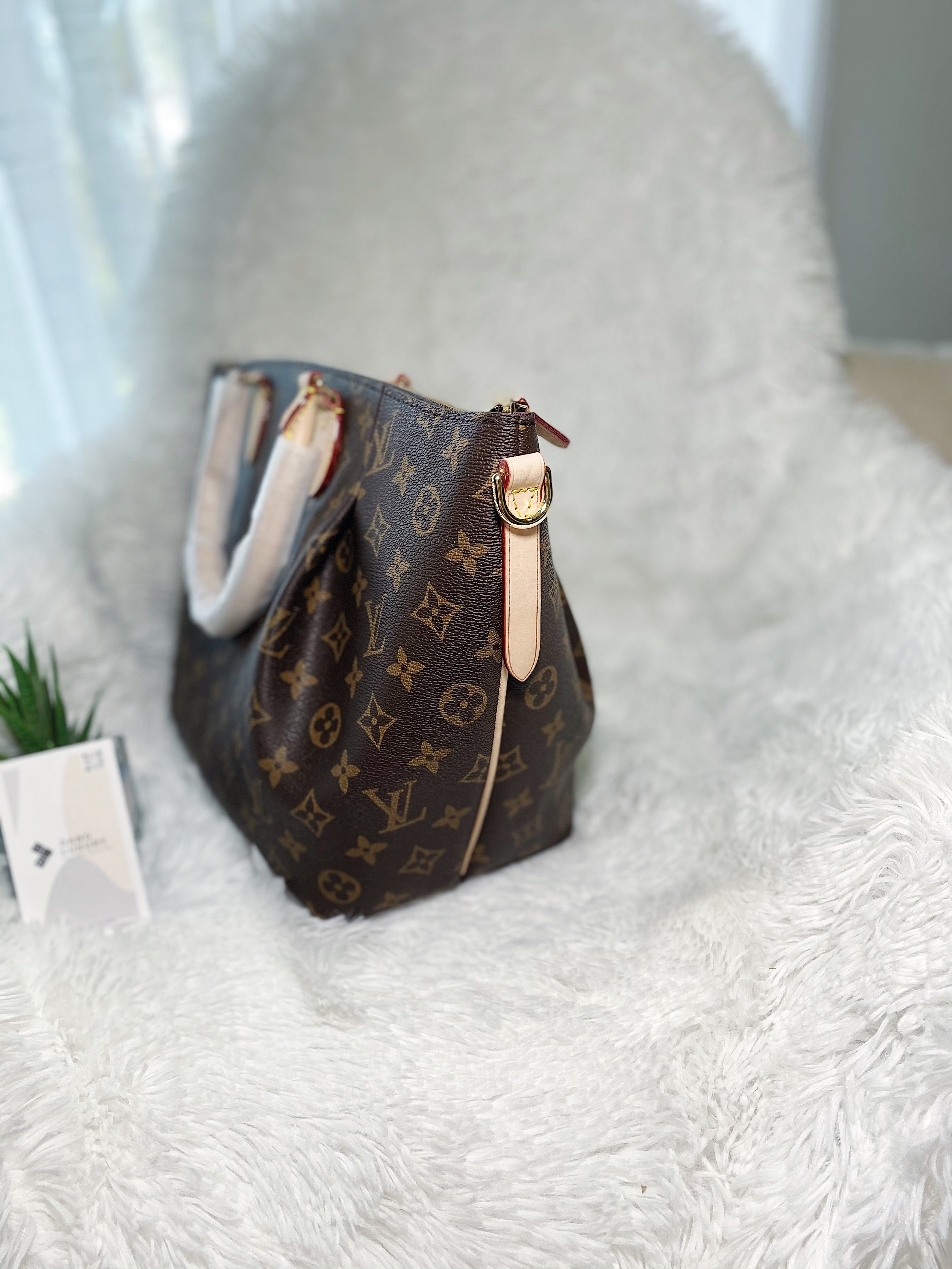 TOP Louis Vuitton LV  Monogram Canvas Turenne MM 29×16 ×31 cm