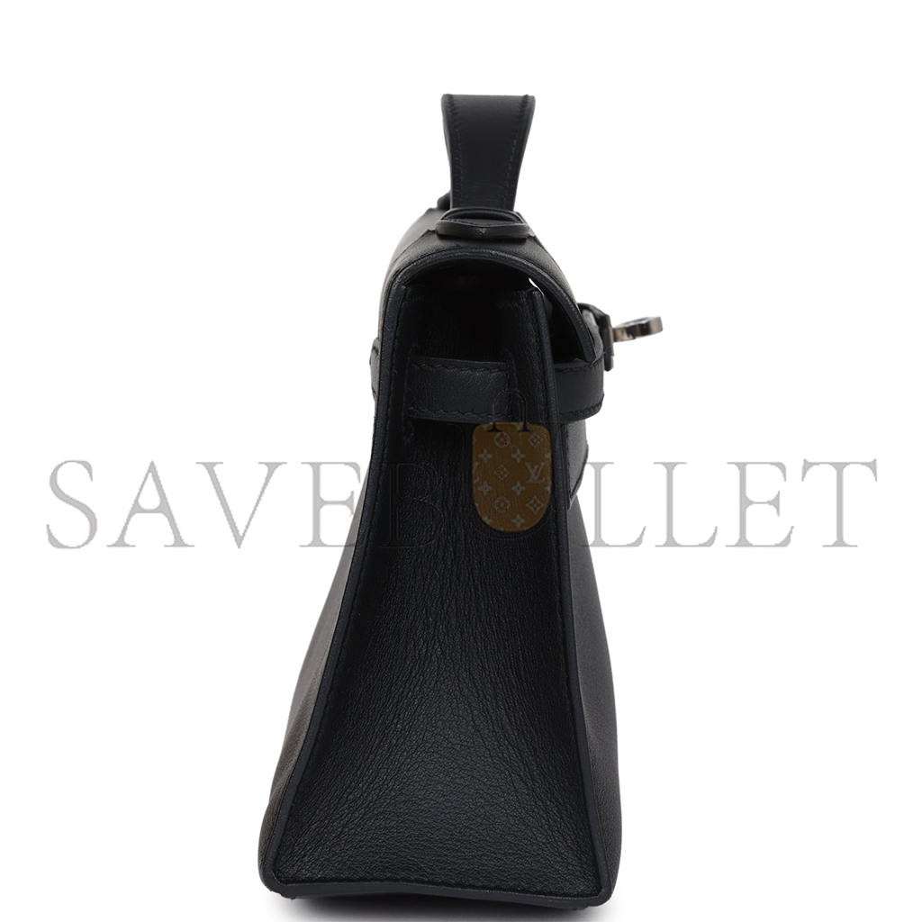 HERMÈS KELLY POCHETTE BLACK WITH VELVET GREEN SWIFT PALLADIUM HARDWARE (22*14*7cm)