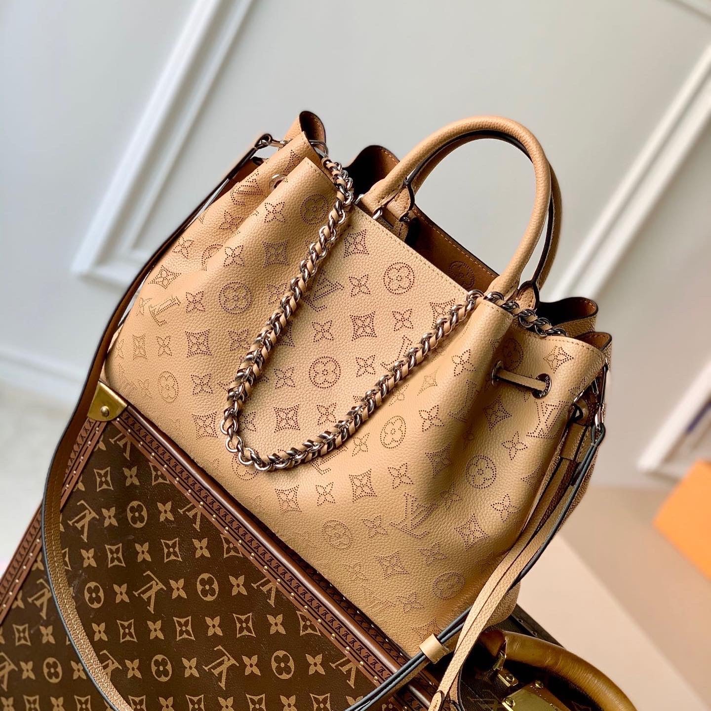 TOP Louis Vuitton LV L*V Mahina Bella Tote - Brown - 36*17*25CM