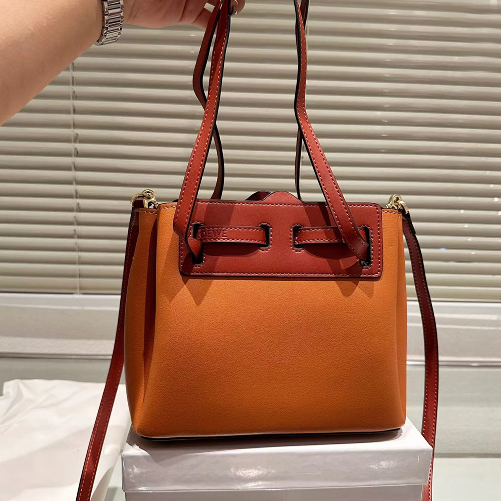 Loewe Handheld Crossbody Bag(Replica)
