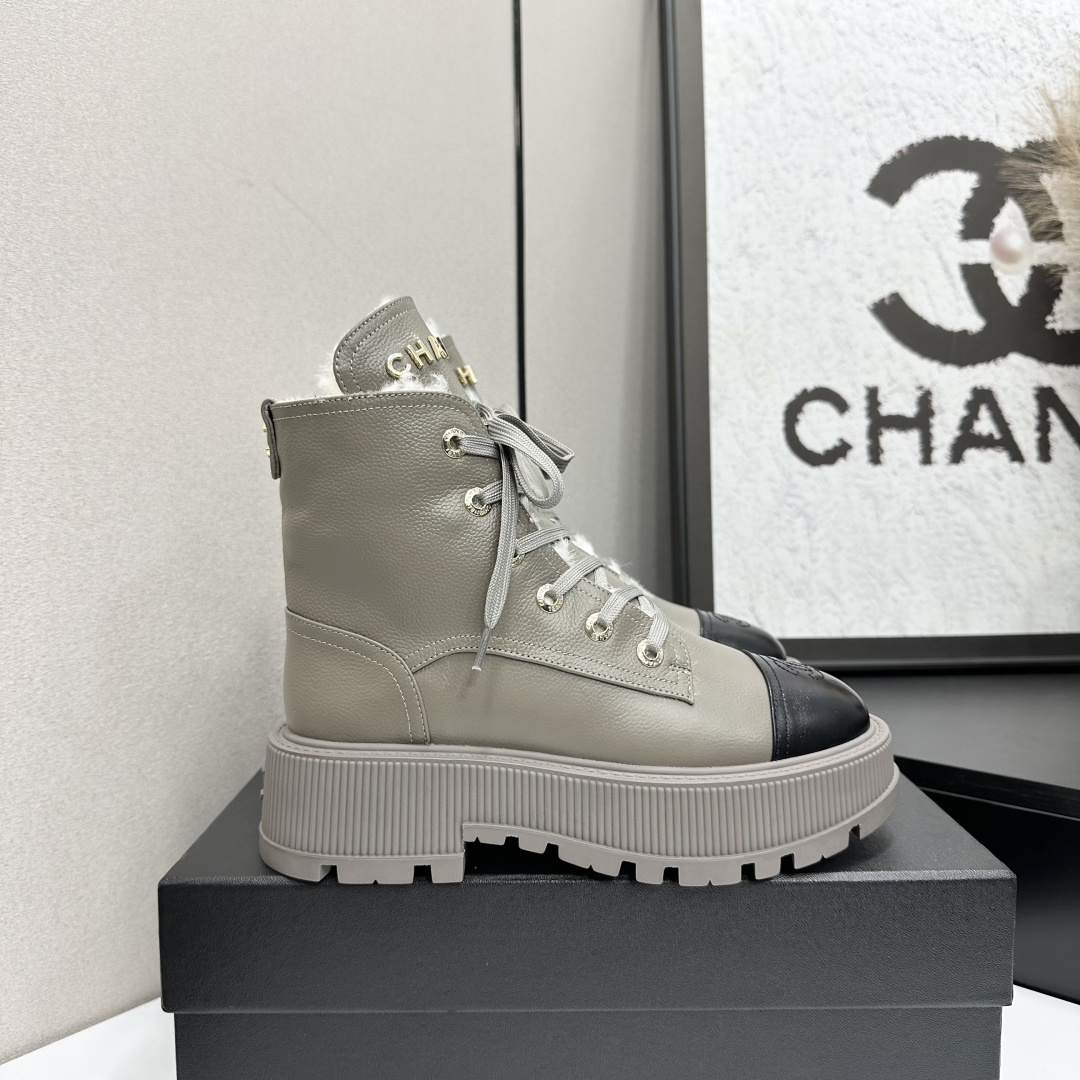TOP CHANEL Boots - 3 Color