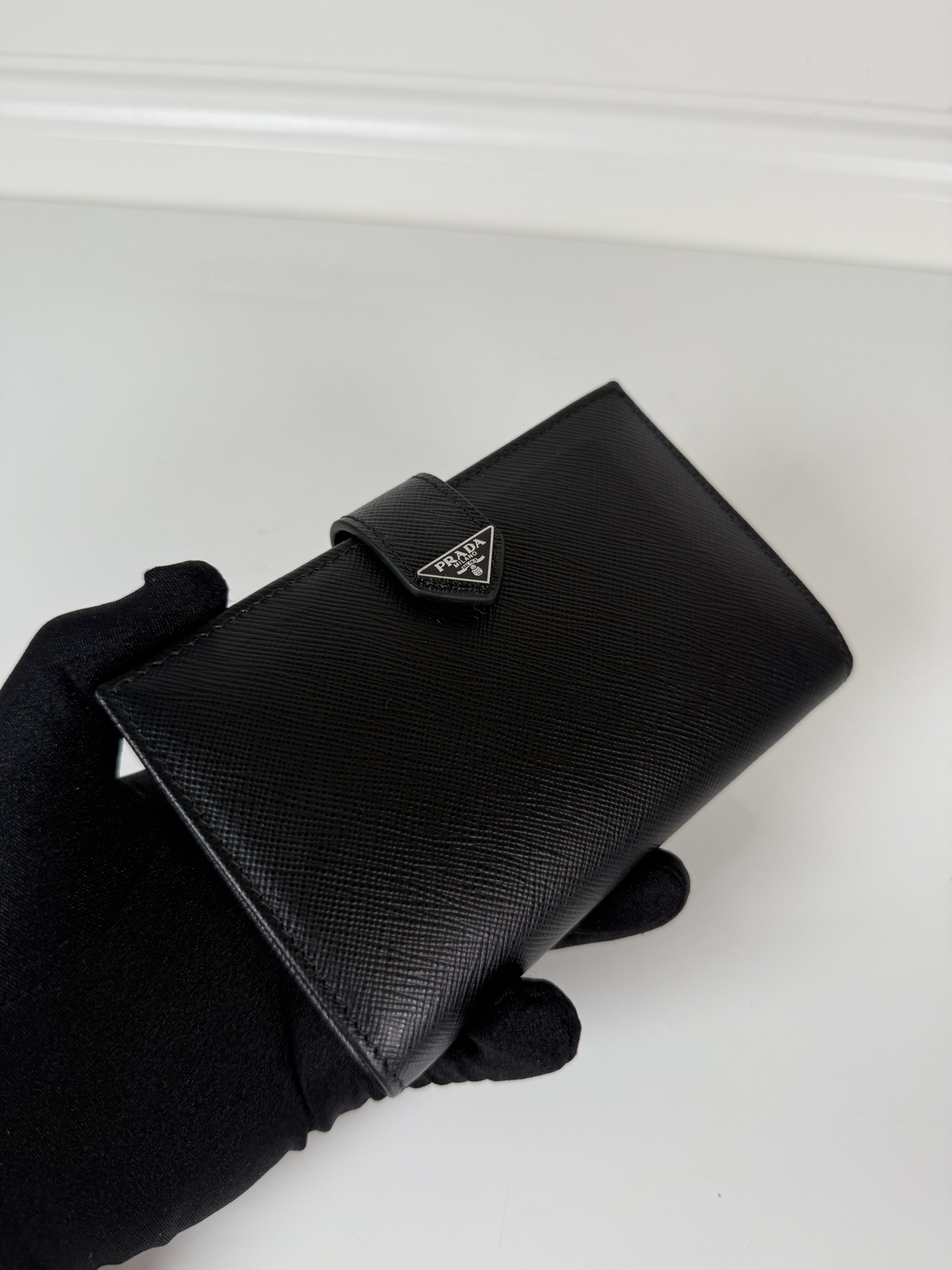 TOP PRADA Passport Holder 14x9.5cm - Black