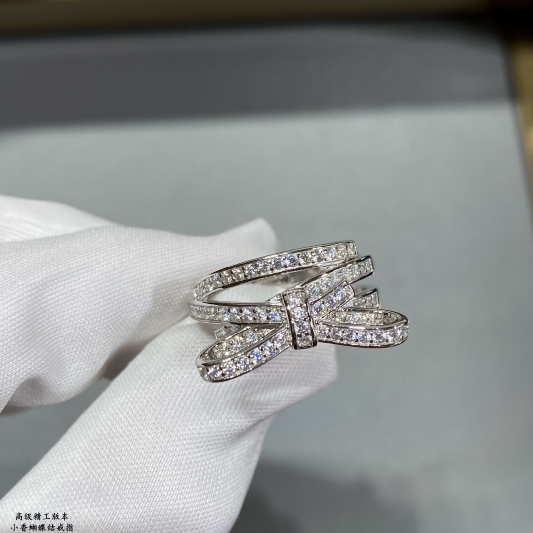 TOP CHANEL Bow Ring - 2 Styles