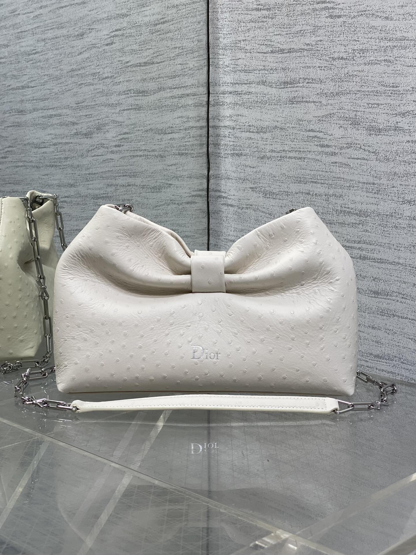 TOP Christian Dior Cowhide Leather Ostrich Pattern Chain Bag 27*8*18cm - 2 Colors