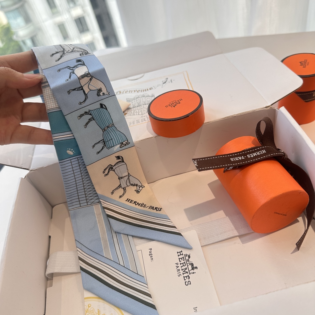 TOP HERMES Twilly Scarf 86 x 5 cm - 3 Colours