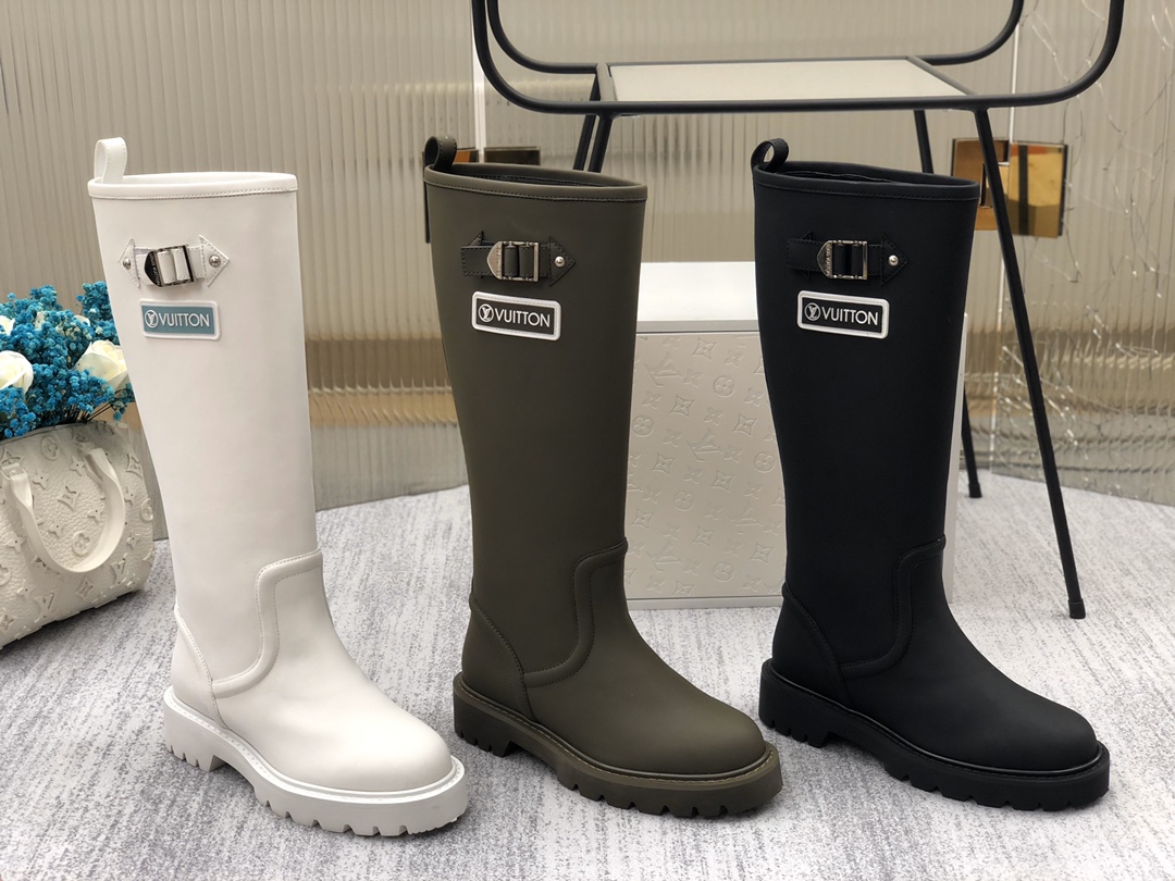 TOP Louis Vuitton LV New Flat Bottomed Boots - 3 Colors