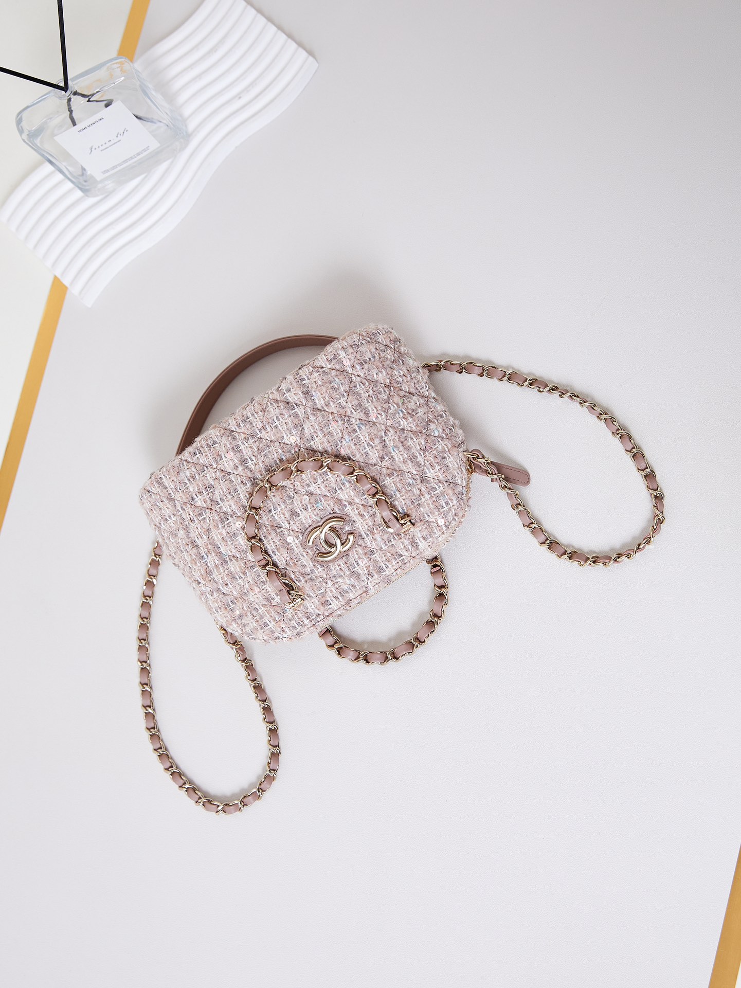 TOP CHANEL Shell Bag 15x20x6cm - Pink