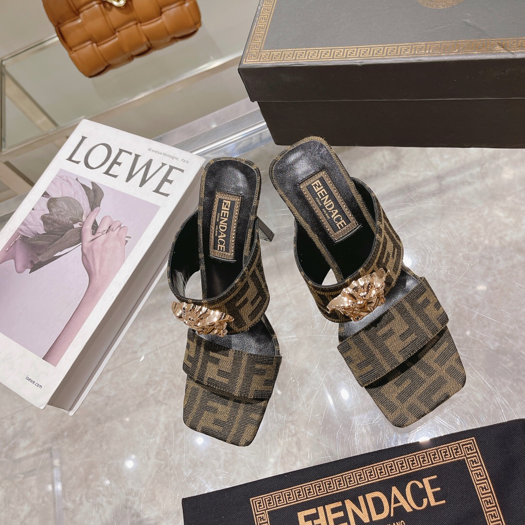 TOP FENDI & Versace High Heel