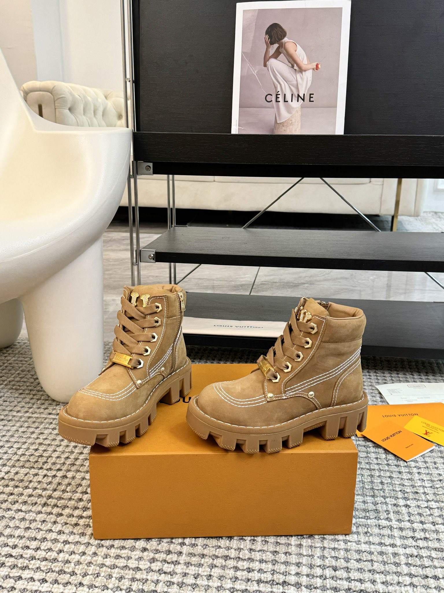 TOP Louis Vuitton LV Leather Boots - 4 Colors