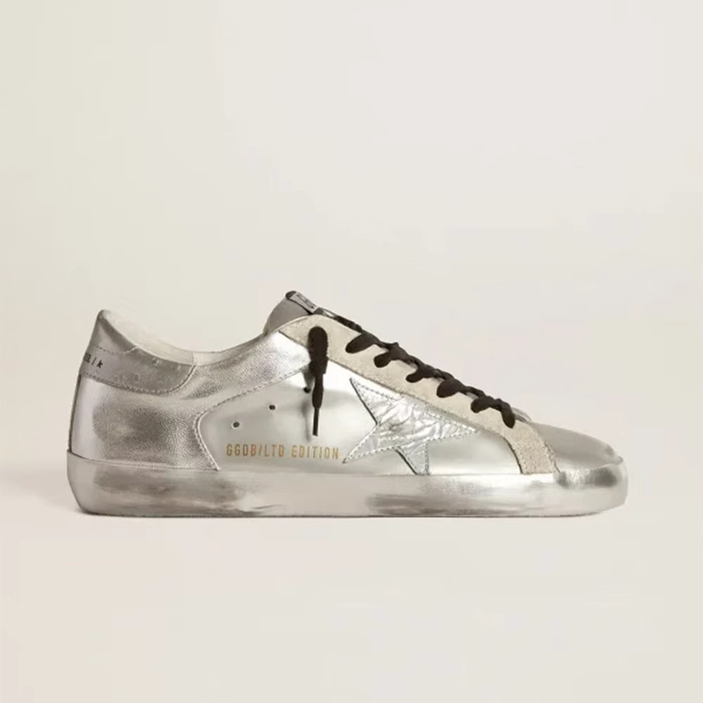 Golden Goose  Super-Star with gold sparkle foxing and metal stud lettering (Replica)