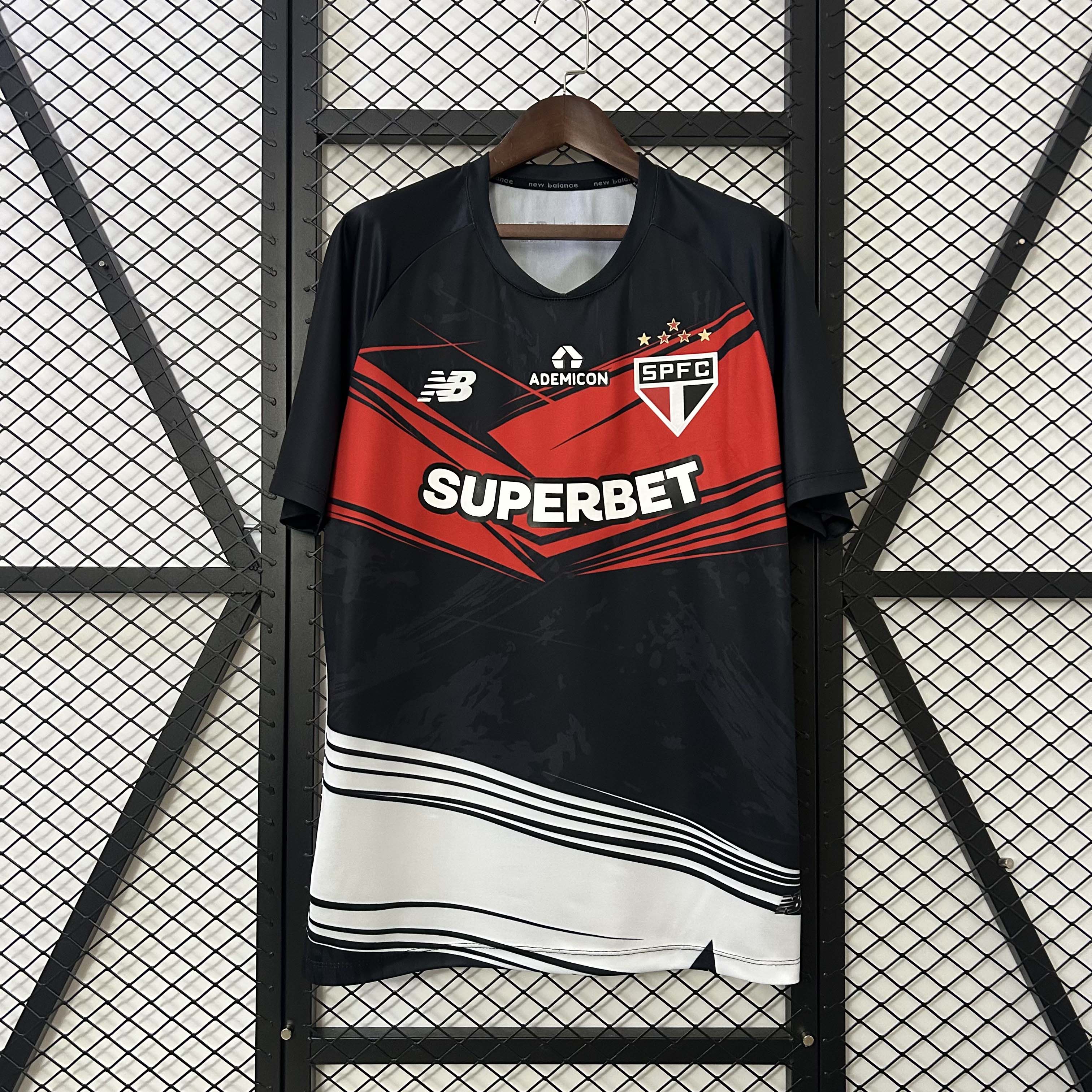 2025/2026 São Paulo Goalkeeper Black Jersey 1:1 Thai Quality