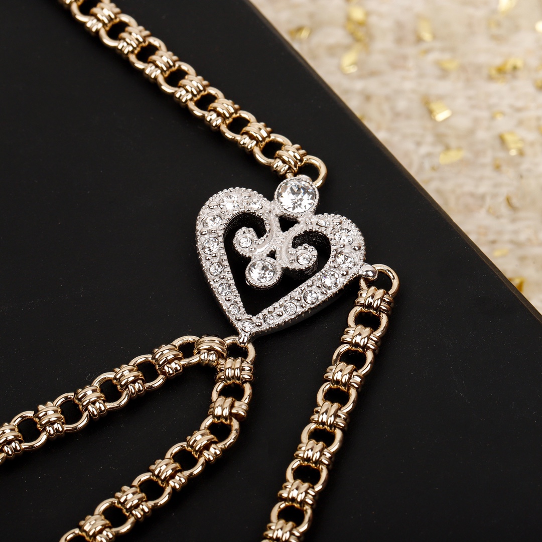 TOP CHANEL Versatile Waist Chain