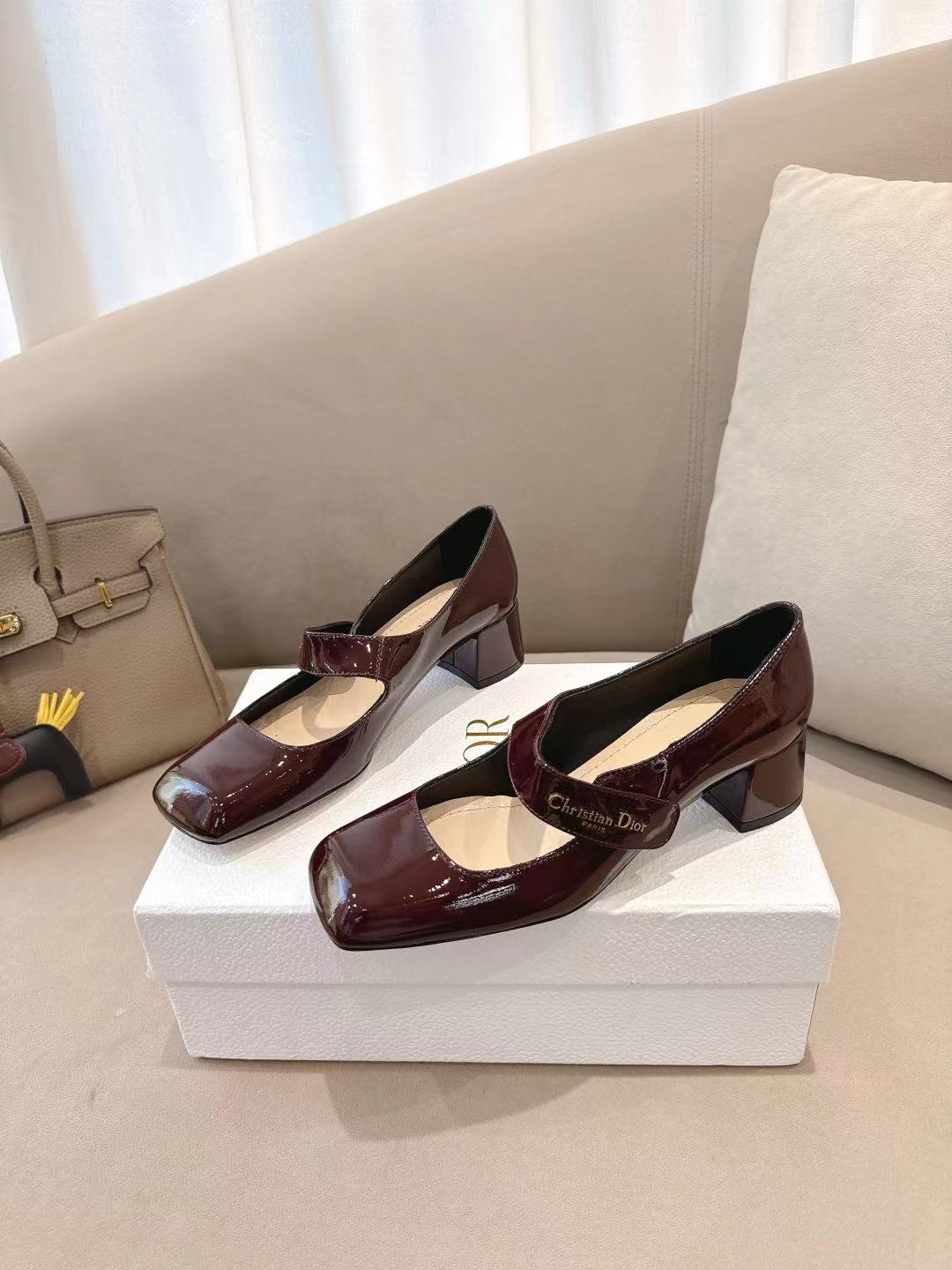 TOP Christian Dior Mary Jane Shoes - 4 Color