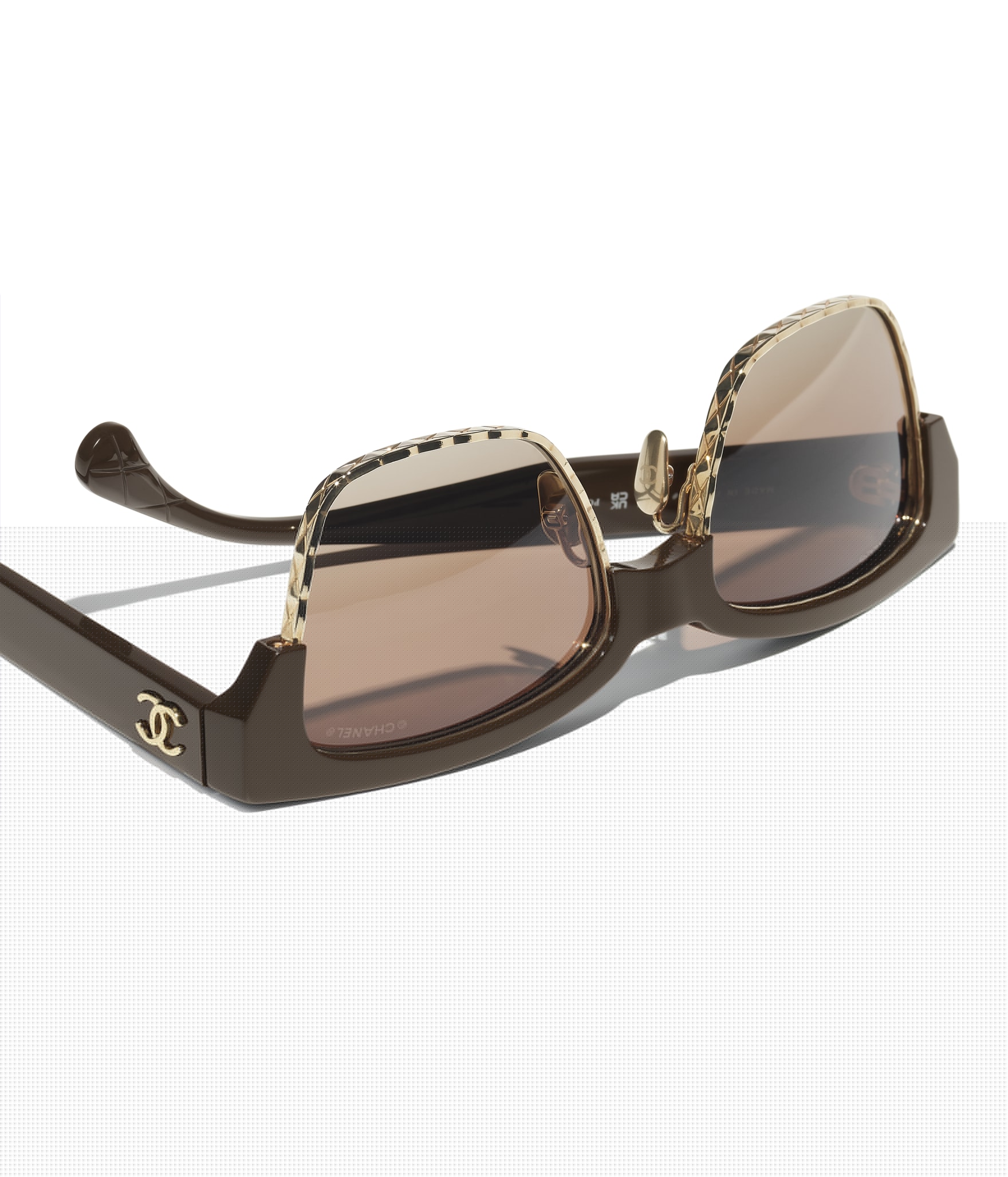 CHANEL Cat Eye Sunglasses A71754X06081S