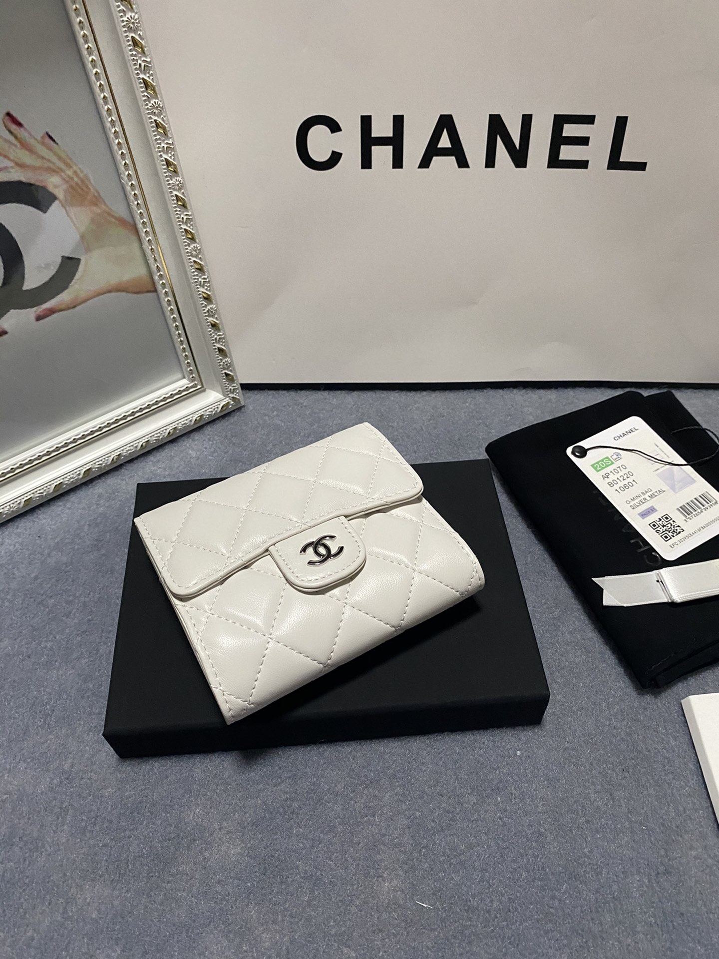 TOP CHANEL Wallet Lambskin 12*10*3.5cm - 4 Color