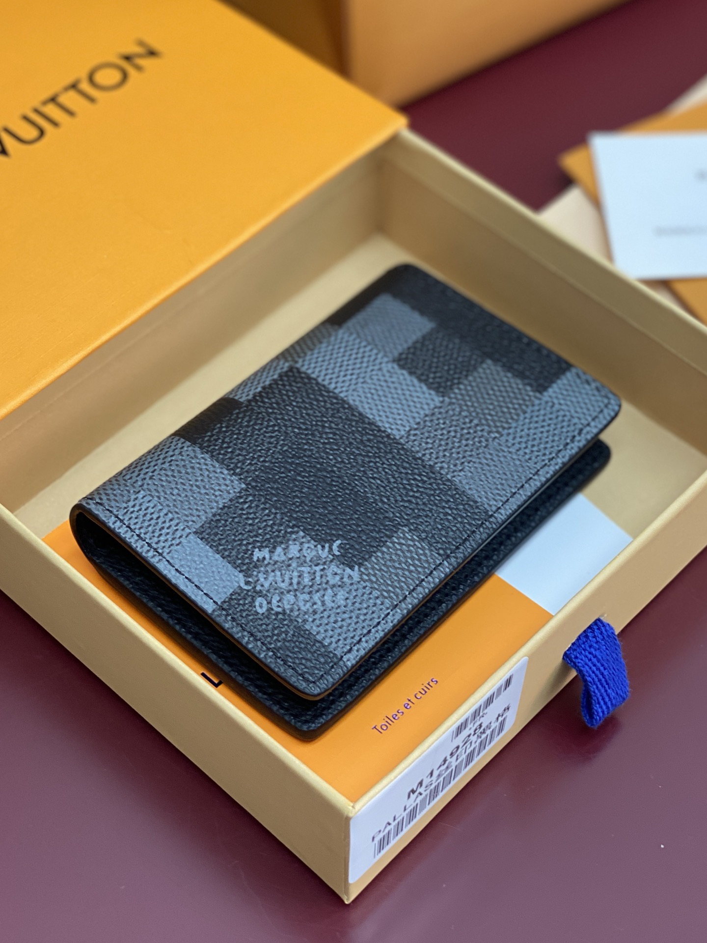 TOP Louis Vuitton LV Damier Graphite Printed Card Holder Damoflage Canvas 8x11x1cm - Black