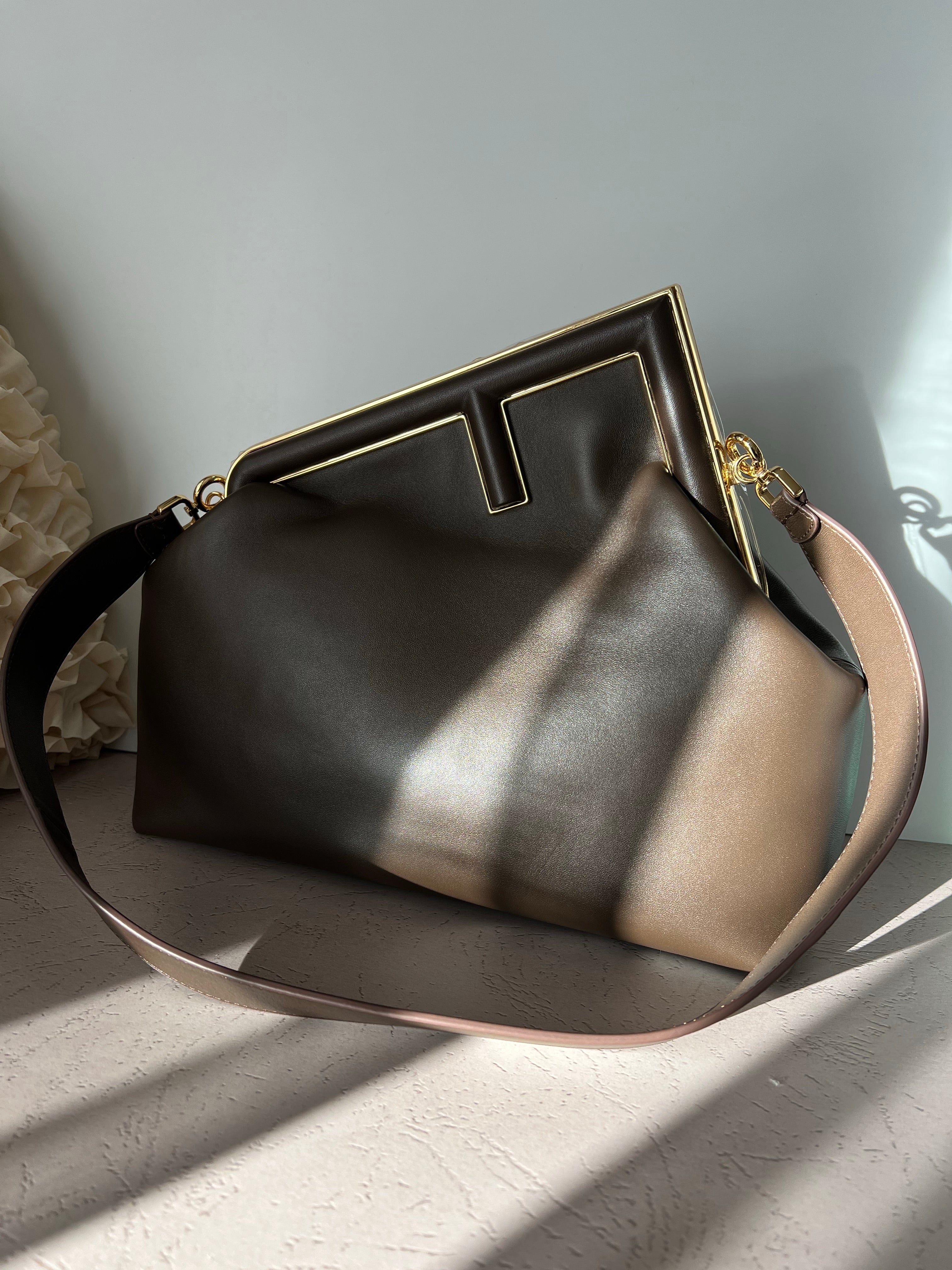 TOP FENDI FENDI First Medium Bag - Dark Maroon